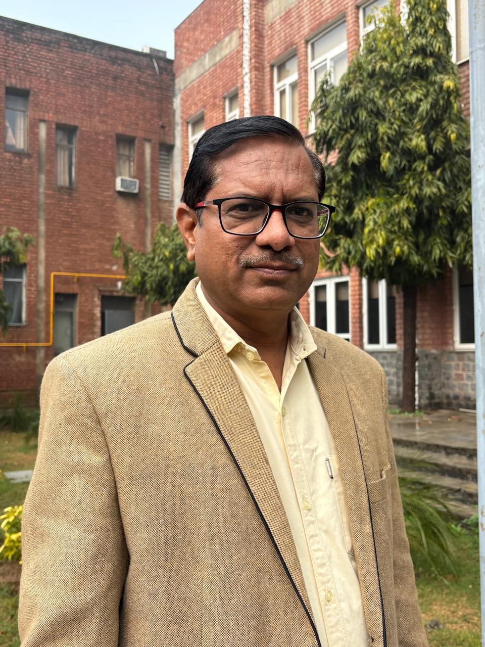 Prof. Vijay Garg
